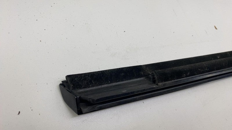 ⭕ 2020-2024 Tesla Model Y Front Left Door Window Outer Belt Assy LH 14