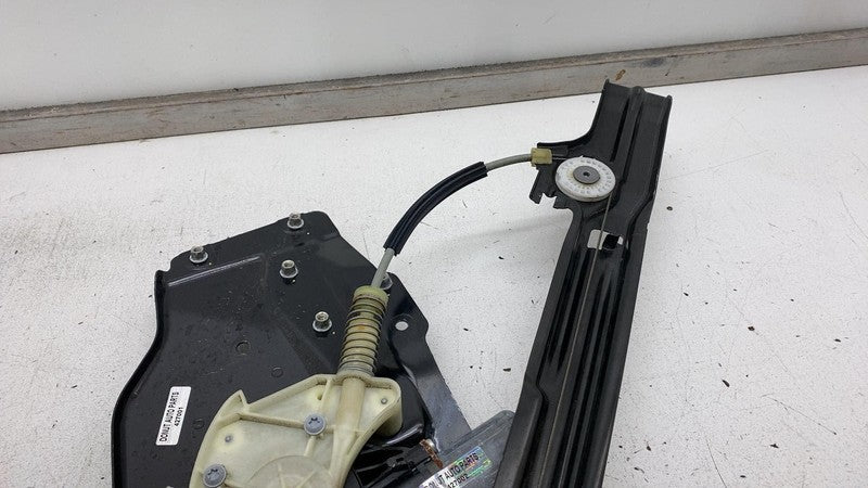 ⭕ 2017-2020 Maserati Levante Rear Left Side Door Window Regulator LH 6