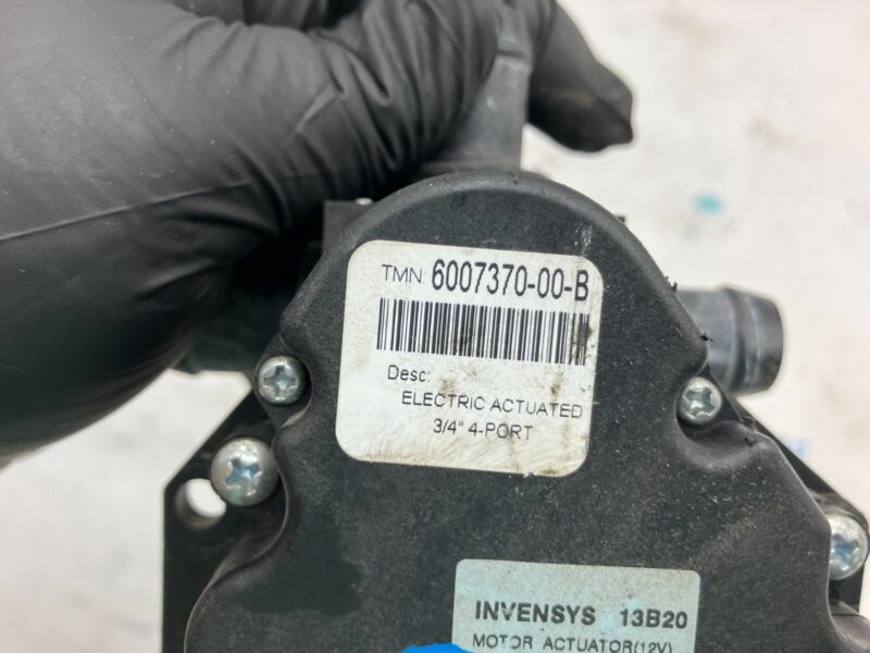 2012-2020 Tesla Model S X Coolant Pump Cooling Valve Actuator 4-Way 6007370-00-B