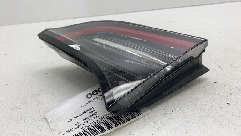 1502089-00-B ⭕ 2020-2024 Model Y Rear Right Inner Taillight LED Tail Lamp 4-Pin 1502089-00-B