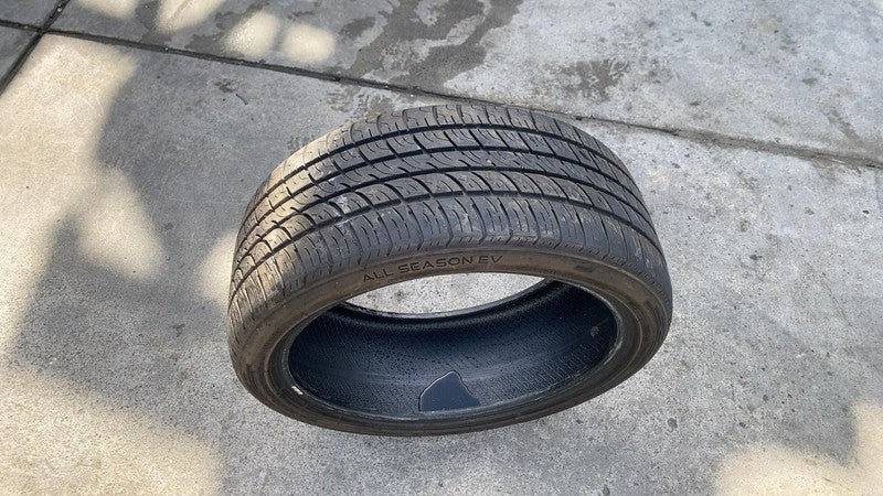 ⭕ Radar All Season EV 235/40ZR19 96W Tubeless Radial Tire