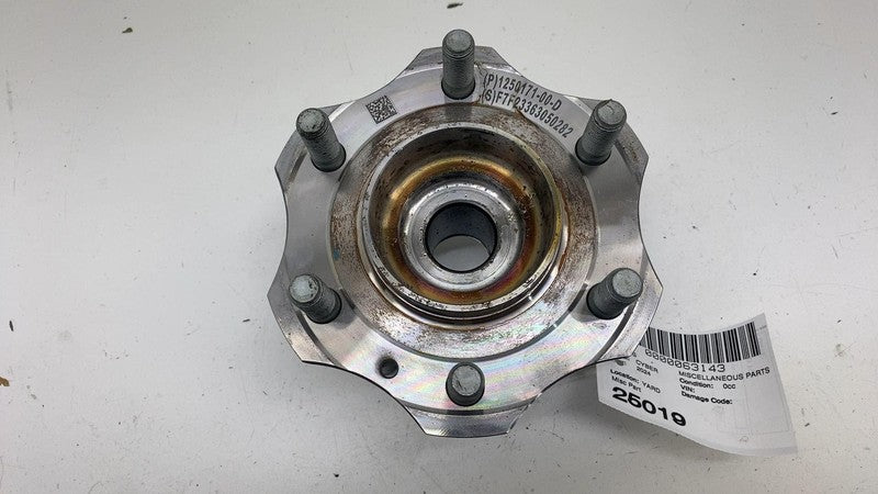 125017100D ⭕ 24-25 Cybertruck Front/Rear Driven Hub 6x139.7mm PCD-180mm Flange 1250171-00-D