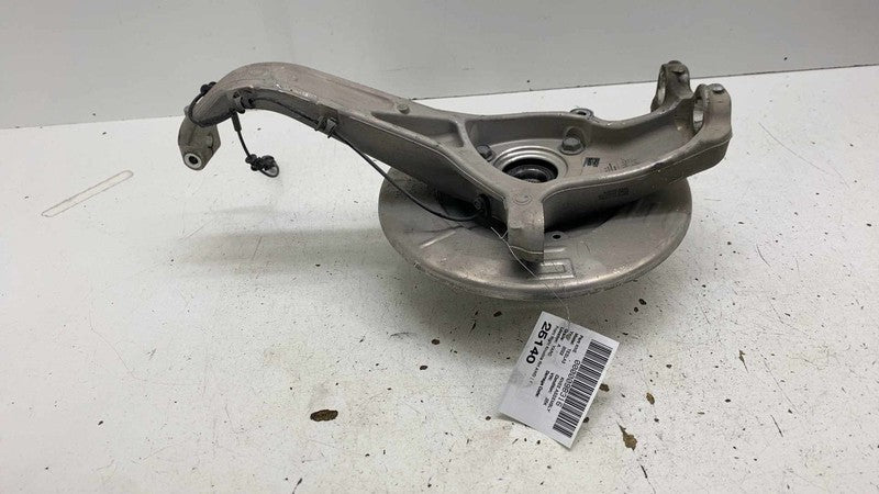 ⭕ 17-23 Model 3 Front Right Spindle Knuckle w/ Hub (150mm Driven) 1044
