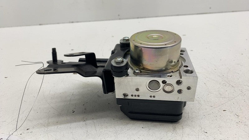 4454047020 ⭕ 2023 2024 Toyota Prius ABS Anti Lock Brake Pump Module Unit Assy 44540-47020