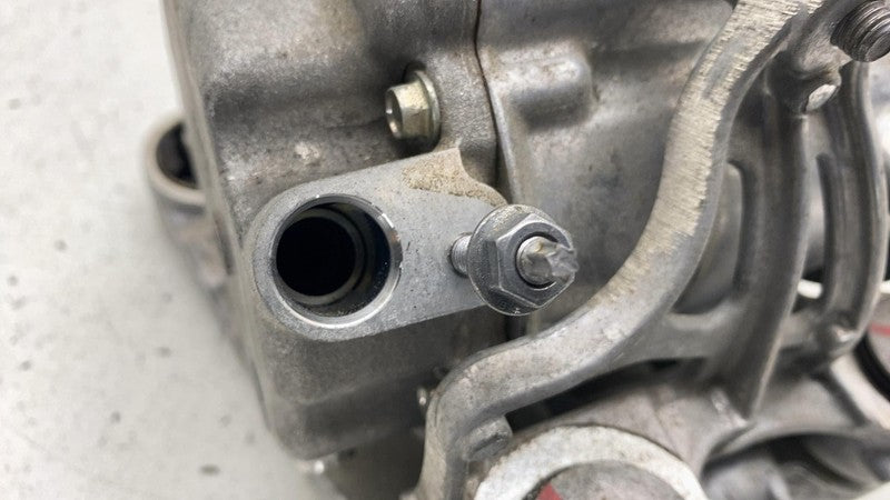 PT00050311 2022-2024 Rivian R1S Air Conditioning A/C Compressor Pump Unit w/ Mount Bracket