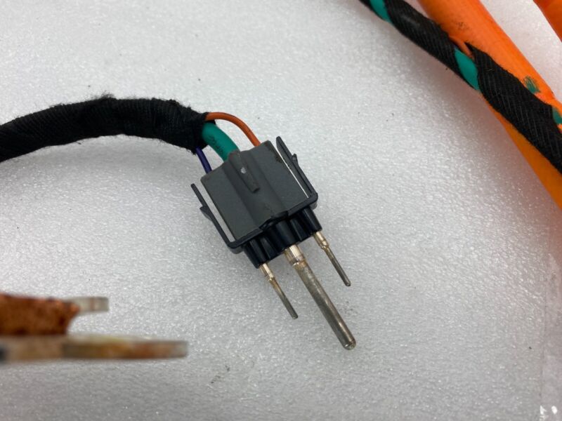 1030182 00 D 2012-2015 Tesla Model S GEN2 Rear High Voltage Junction Box to GEN1 Charge Port