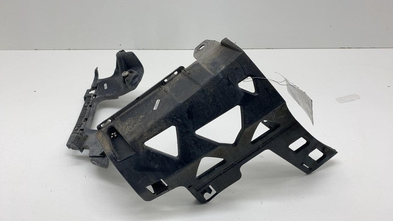 A1668852924 2016-2019 Mercedes-Benz GLE350 Rear Driver Left Bumper Mount Support Bracket OEM