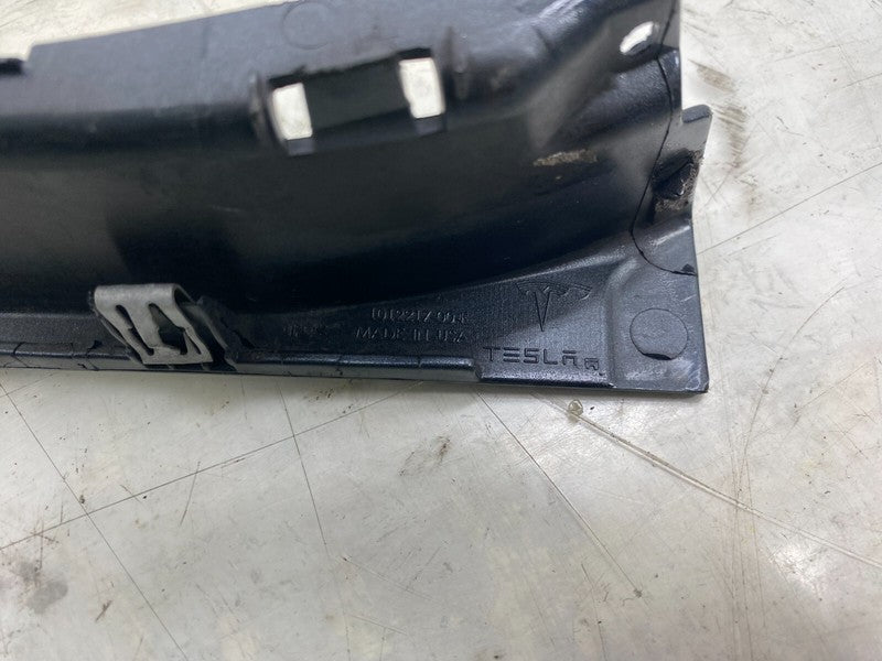 1012217 00 F ⭕12-24 Tesla Model S Passenger Side Skirt Molding Scuff Plate Right 1012217-00-F