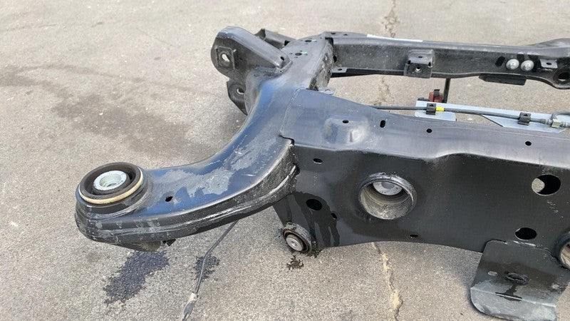 06701062910 ⭕ 17-20 Maserati Ghibli Rear Suspension Subframe Crossmember Support 06701062910