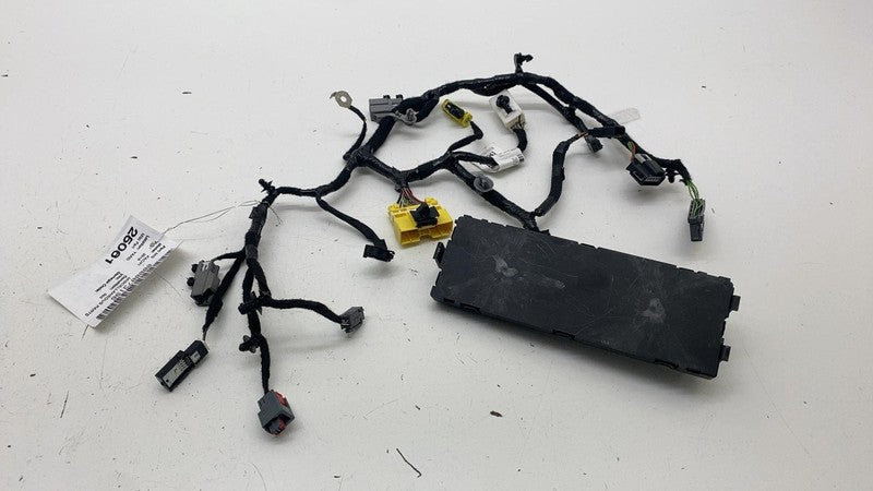 68321862AC 17-24 Chrysler Pacifica Front Left Seat Memory Module w/ Wire Harness 68321862AC