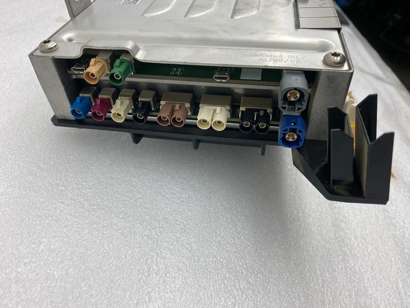 109805800F ⭕ 17-23 Model 3 Autopilot Media Control Module MCU / ADAS Computer 1098058-00-F