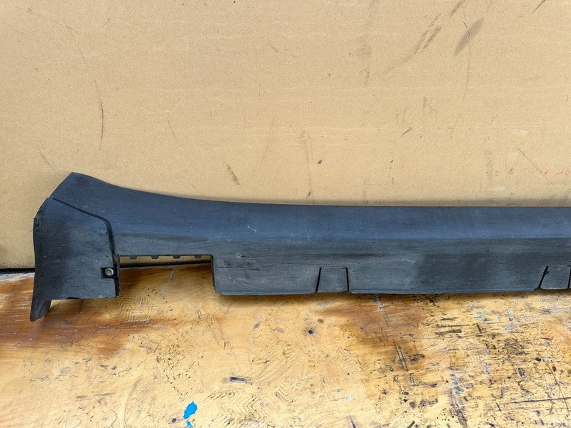 103421900B ⭕ 16-20 Tesla Model X Right Rocker Panel Sill Cover Outer Molding 1034219-00-B