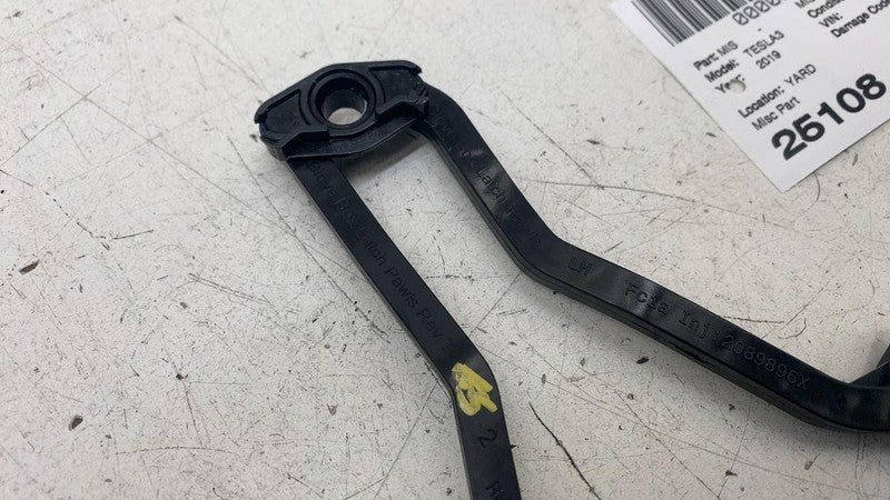 2089896X ⭕ 2017-2020 Tesla Model 3 M3 Dashboard Passenger Side Glove Box Latch Right OEM