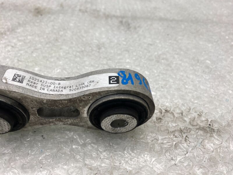 102142200B 2012-2020 Tesla Model S Rear Left or Right Suspension Wishbone Integral Link OEM