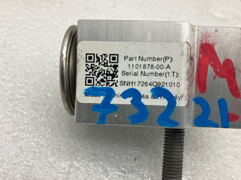 1101878 00 A ⭕ 17-23 Model 3 TXV Air Conditioner Heater Core Valve Tube Sensor 1101878-00-A