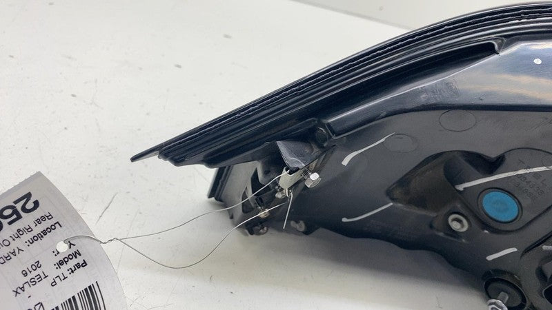 103433300A ⭕ 2016-2020 Tesla Model X Rear Right Outer Taillight LED Tail Lamp 1034333-00-A