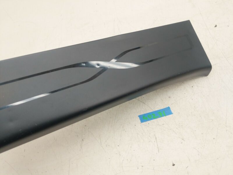 1053195-00-F 2016 2017 2018 2019 2020 Tesla Model X MX Front Right Door Welcome Sill Plate RH