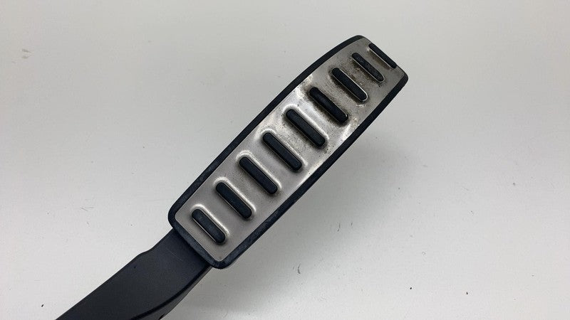 7L0723507D 2011-2018 Porsche Cayenne S Front Driver Gas Throttle Accelerator Pedal Assy OEM