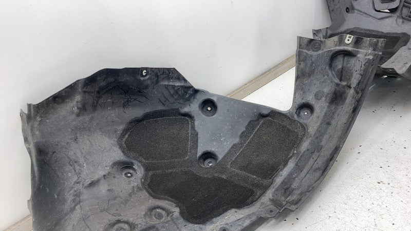 748506-13 2018-2020 BMW 530E Front Driver Side Inner Fender Liner Splash Guard Shield Left