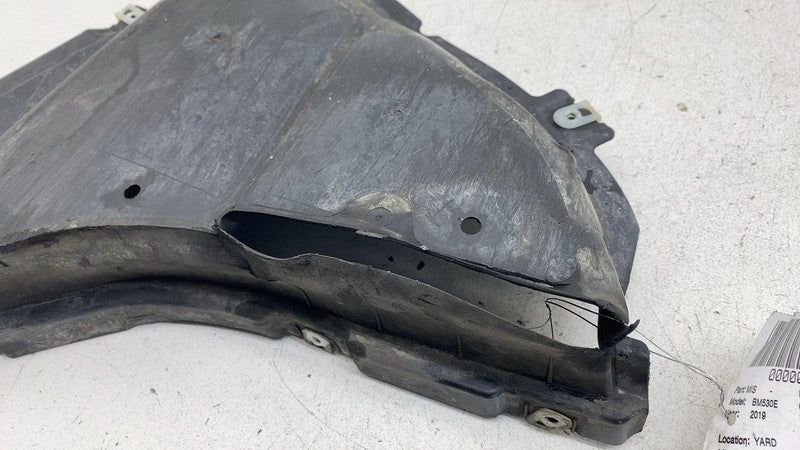 8060031 2017-2022 BMW 530e G30 Front Driver Side M Sport Mud Splash Guard Shield Left LH