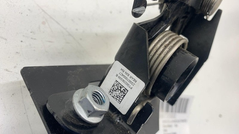 PT00206309-B ⭕ 2022-2024 Rivian R1T Rear Right Side Bin Handle Release Actuator PT00206309-B