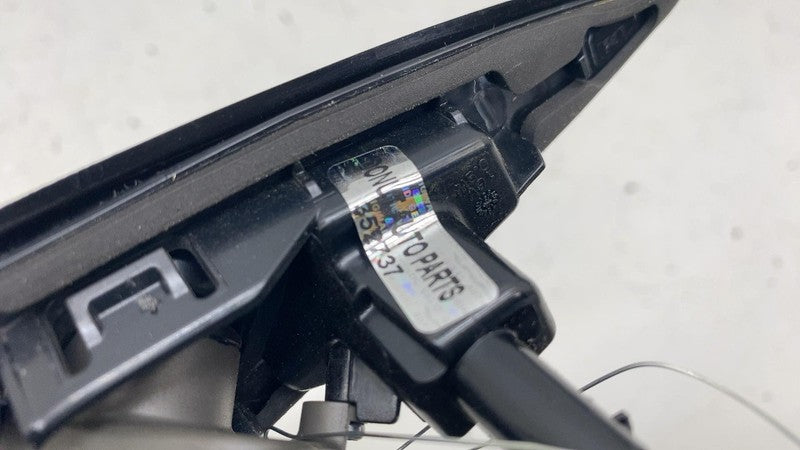 1820734-00-D ⭕ 24-25 Model 3 Front Left Repeater Turn Signal Fender Camera HW4 1820734-00-D