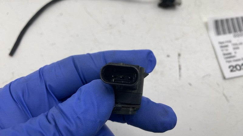 ⭕ 21-25 Model X Ultrasonic Park Assist Sensor (Middle) Gray - PMNG 252