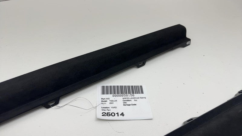 105154706C ⭕16-23 Model X Rear Left & Right Falcon Door Gap Hider 1051547-06-C/1051556-06-C