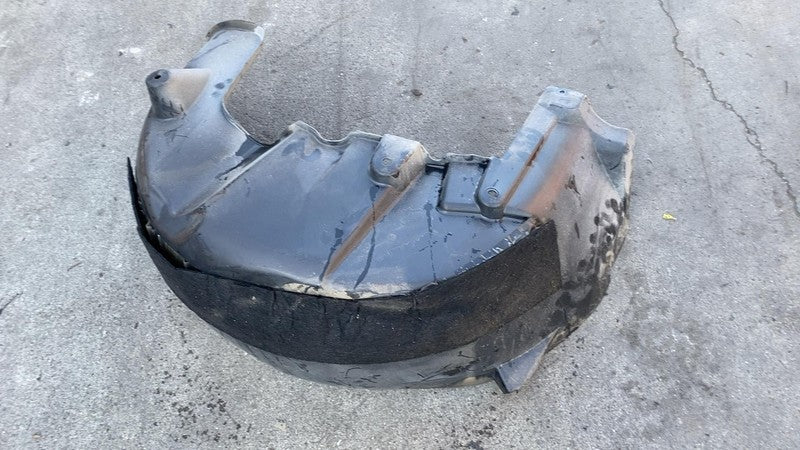 A 166 884 14 22 2016 Mercedes-Benz GLE350 Rear Inner Fender Liner Splash Guard Shield Right RH