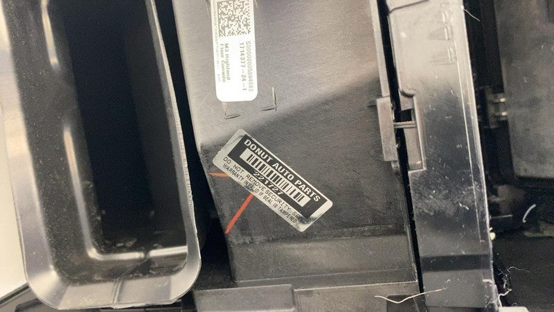 ⭕ 24-25 Model 3 Front Center Console Armrest & Storage Compartment 171