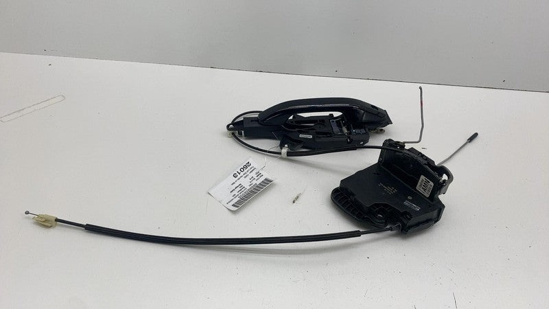 ⭕ 2014-2019 Chevrolet Silverado 1500 Front Left Exterior Door Handle w/ Actuator