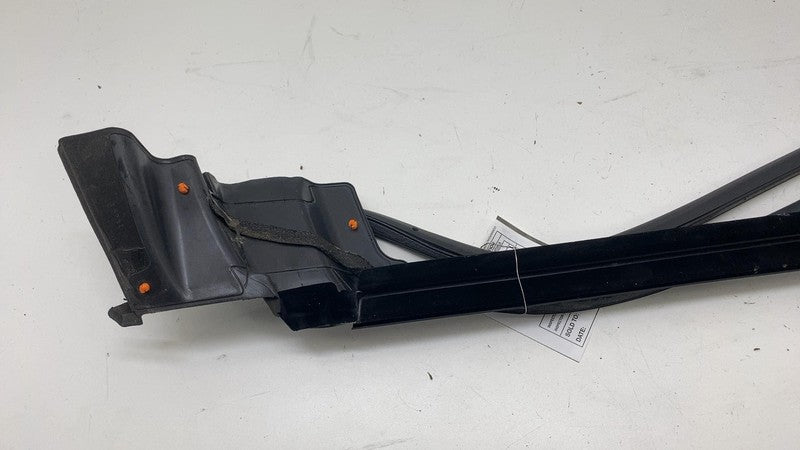 ⭕ 17-23 Model 3 Rear Right Door Window Inner Belt Weatherstrip Seal 10