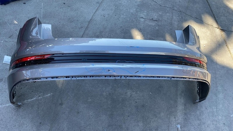4KE807521 ⭕ 19-23 e-Tron Rear Bumper Cover w/ Park Sensors & Reflector Gray LZ7F 4KE807521