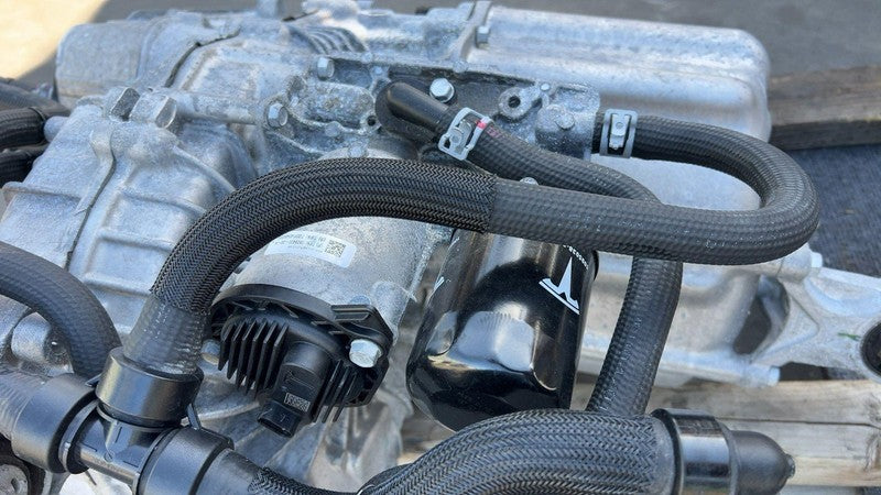 ⭕ 20-21 Tesla Model S Electric Engine Motor Rear Small Drive Unit 1037