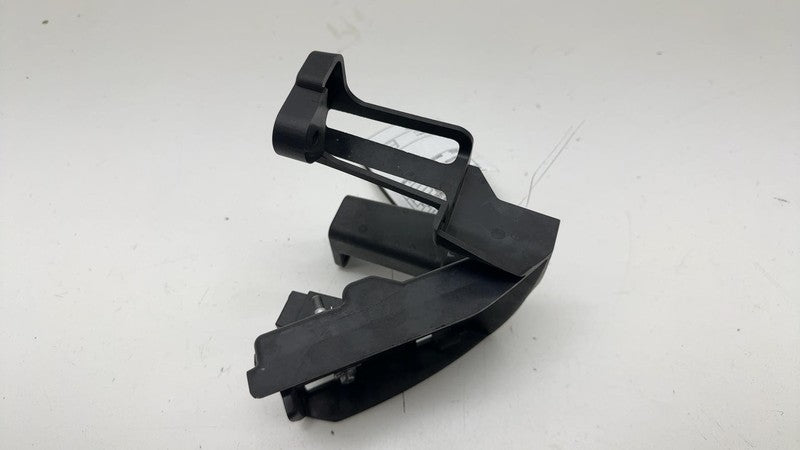 9Y3 867 234 D ⭕ 19-24 Porsche Cayenne Front Passenger Side Blindspot Spot Mount Bracket Right