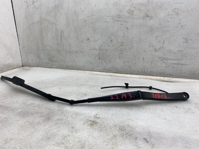 162168700A ⭕ 2017-2023 Tesla Model 3 Front Windshield Wiper Arm & Blade Right 1621687-00-A