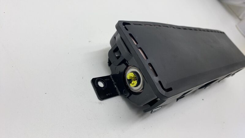 1005260 00 G 2012-2015 Tesla Model S Front Passenger Side Lower Knee Airbag Right RH Assembly