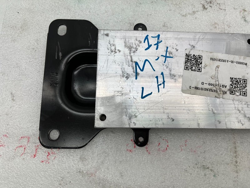 AG151369-D ⭕ 2016-2020 Tesla Model X Rear Driver Side 2nd Row Seat Frame Plate Catcher Left