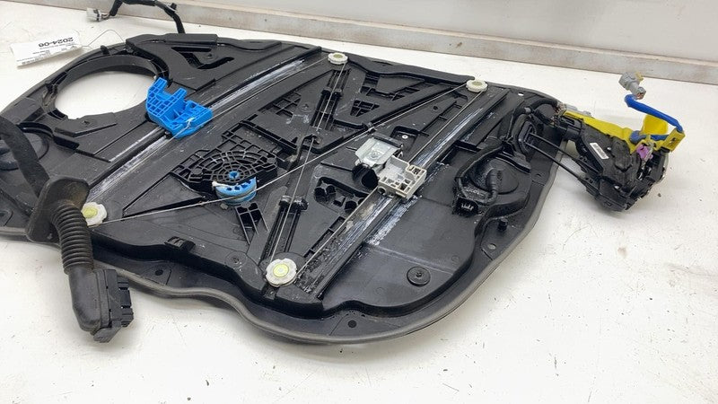82470G5110 ⭕2017-2022 Kia Niro Front Window Regulator & Motor w/ Door Latch Left 82470G5110