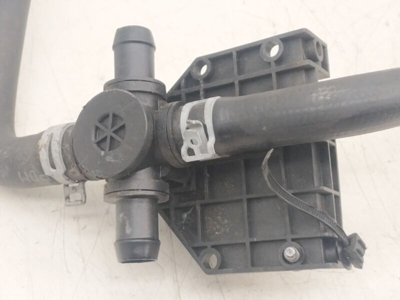2012-2020 Tesla Model S MS X MX 4-Way Valve Electric Pump with Cooling Pipe Hose