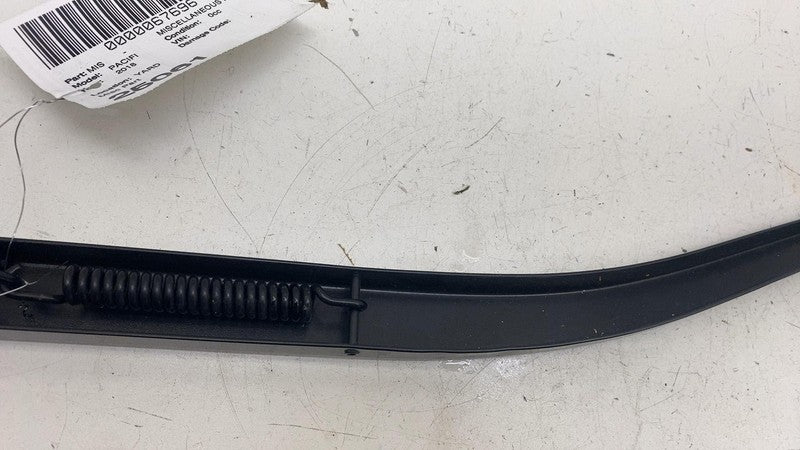 2586 T1 ⭕ 2017-2025 Chrysler Pacifica Front Passenger Side Windshield Wiper Arm Right RH