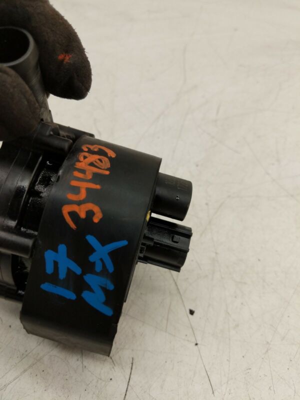 Does Not Apply 2016-2020 Tesla Model X MX Cooling System Auxiliary Coolant Water Pump Assembly