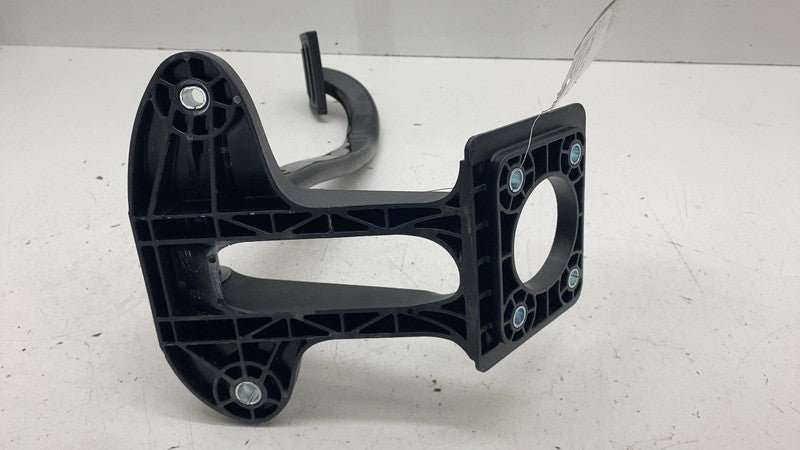 PT00040998C ⭕ 2025 Rivian R1S Front Driver Brake Foot Stop Pedal w/ Bracket OEM PT00040998-C