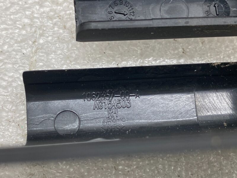 1062357 00 A 2016-2020 Tesla Model X Front Passenger Seat Track Lashing Rail Cover Trim Right