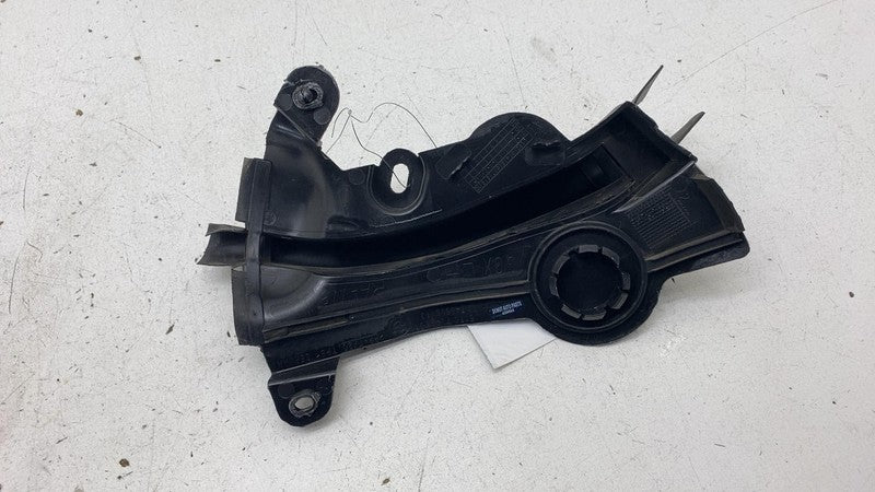 51767349601 2017-2022 BMW 530e Front Driver Side Hood Bonnet Gasket Seal Strip Cover Left LH