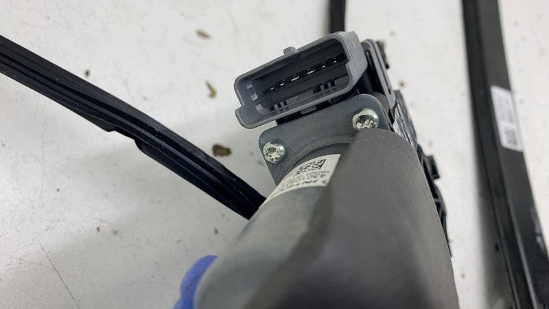 ⭕ 2016-2020 Model S Front Right Side Door Window Regulator & Motor 600