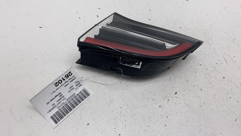 ⭕ 2017-2023 Model 3 Rear Right Inner Taillight LED Tail Lamp 4-Pin 150