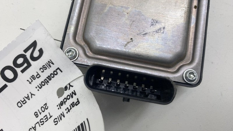 ⭕2016-2023 Model 3 Y S X Seven Pin Perpendicular Radar Sensor 7-Pin 11