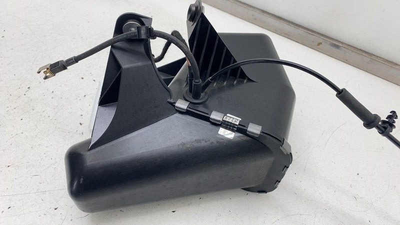 C100003132-F ⭕22-24 R1T R1S Air Ride Suspension Hydraulic Supply Compressor Pump C100003132-F