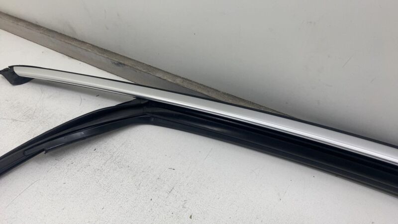 4KE 837 431 ⭕ 19-23 Audi E-Tron Quattro Front Left Door Window Glass Run Channel 4KE837431